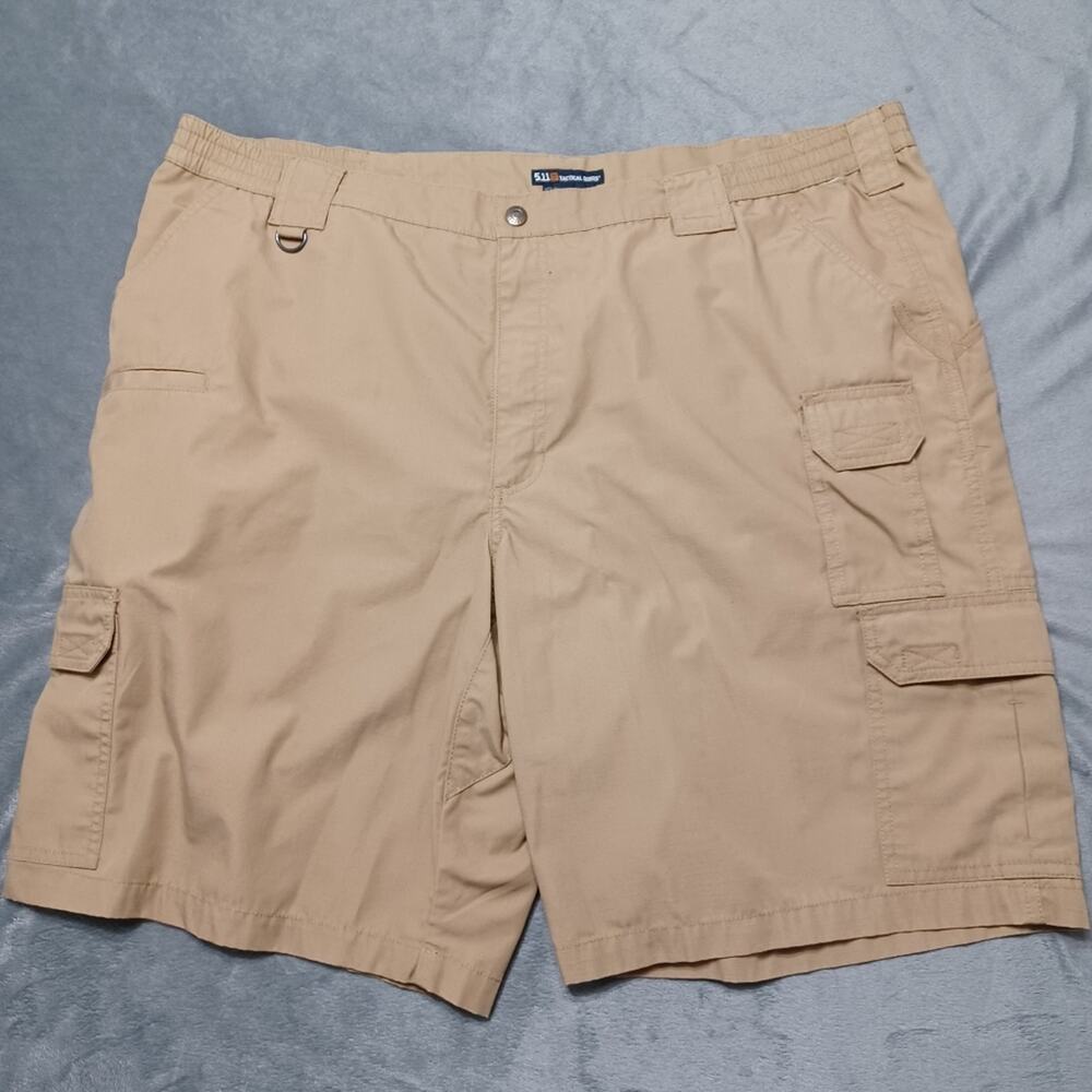 5.11 Tactical Series Cargo Mens 44 Khaki Utility Stretch Short 10" inseam Cargo